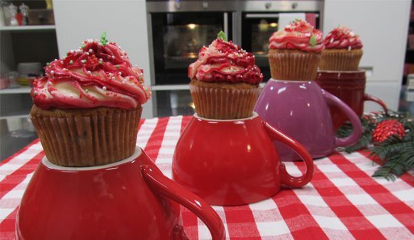 Cranberry Stollen Cupcakes