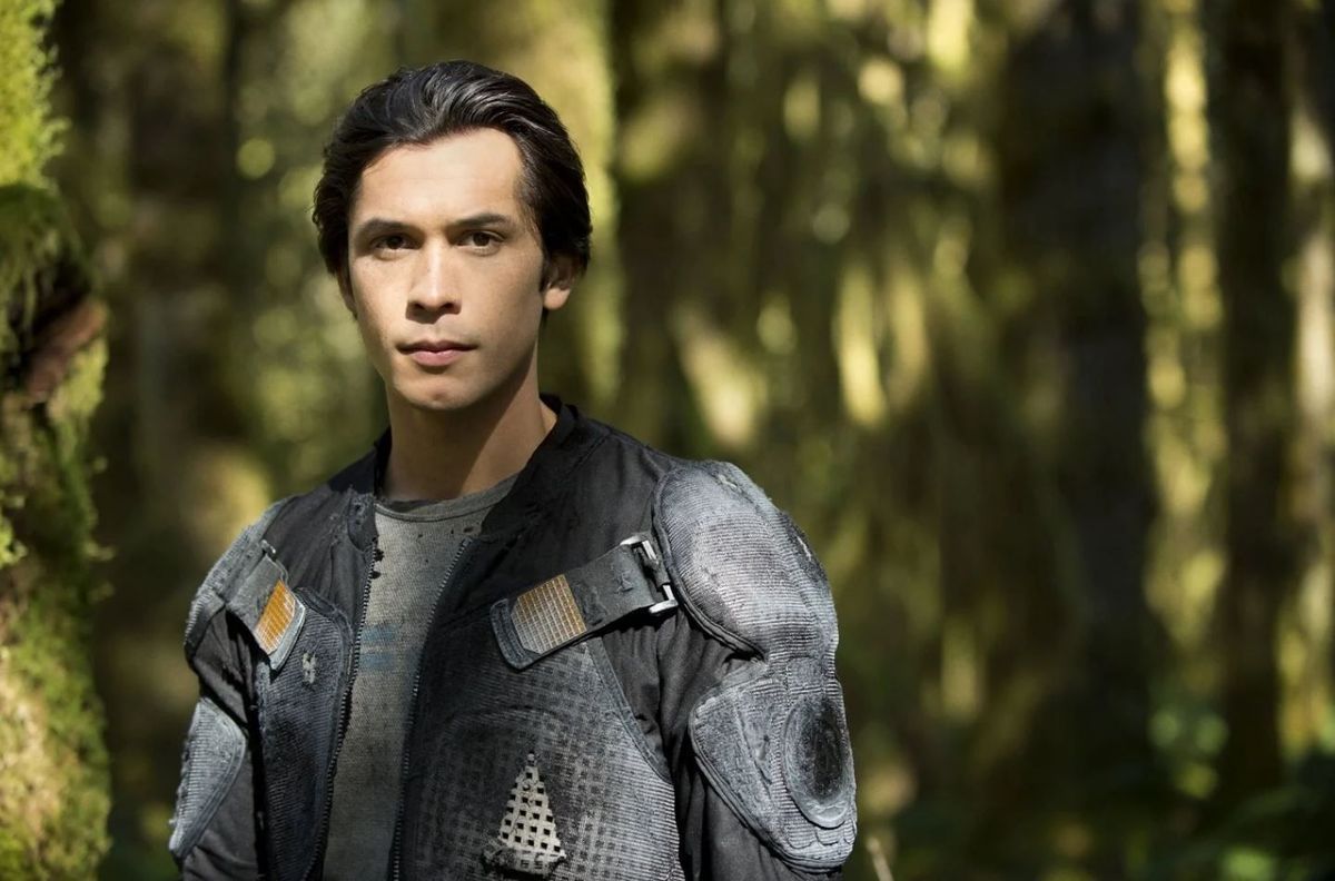 The 100: Bob Morley spielt Bellamy Blake