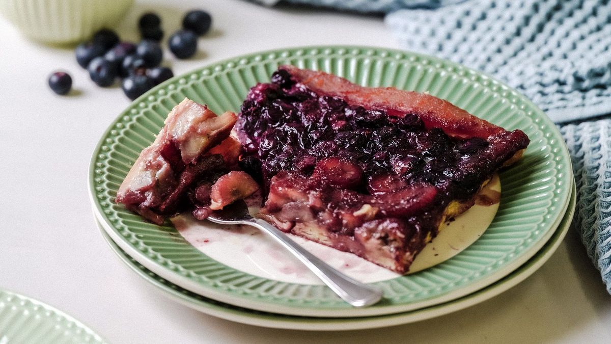 Mandelkuchen mit Himbeeren und Vanille