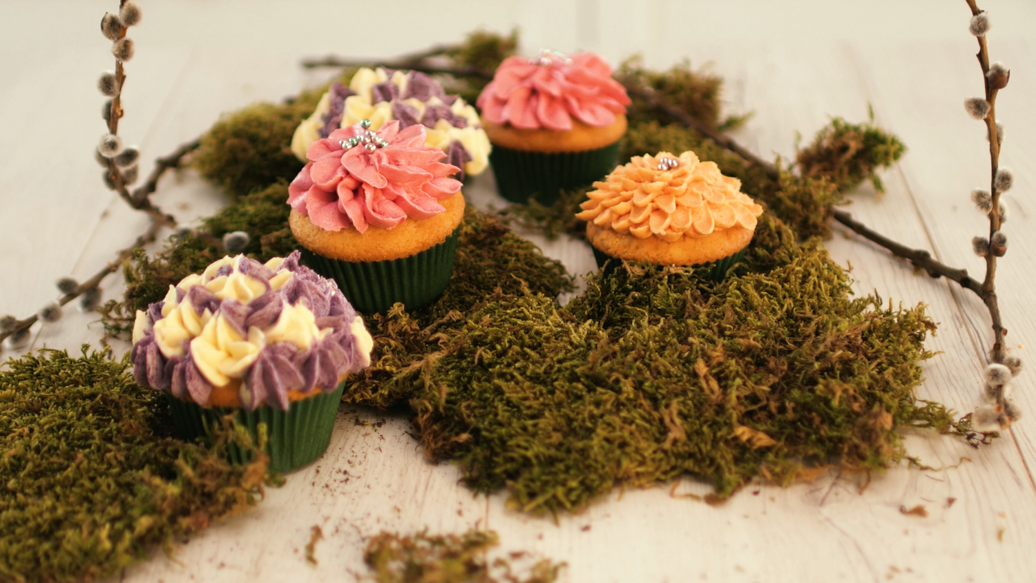Muffins im Blumen-Stil