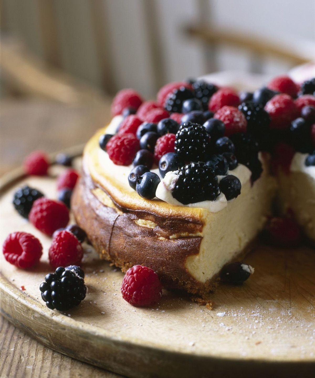 Enie backt: Rezept-Bild Käsekuchen mit Sommerbeeren