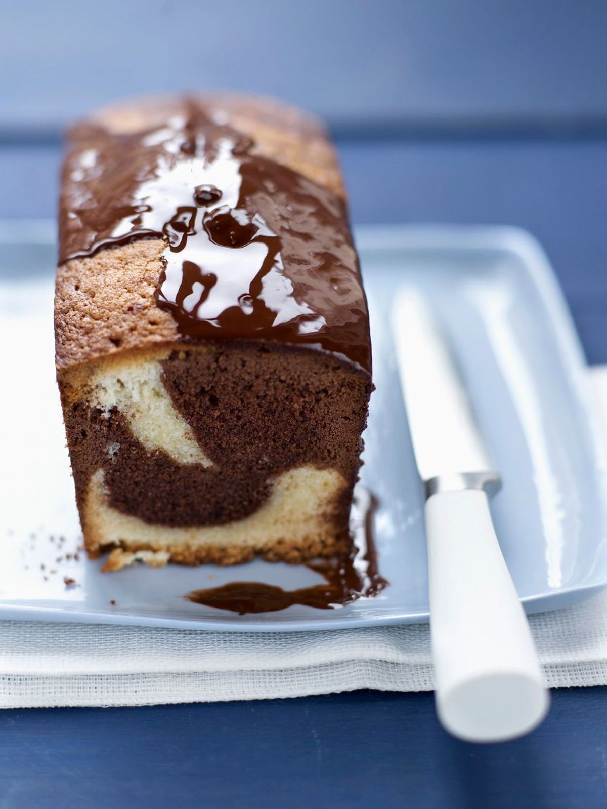 Enie backt: Rezept-Bild Einfacher Marmorkuchen	