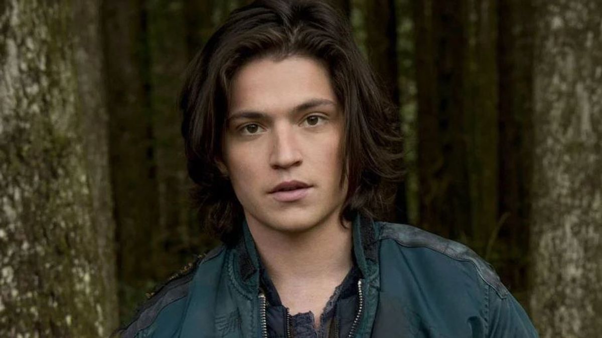 The 100: Thomas McDonell spielt Finn