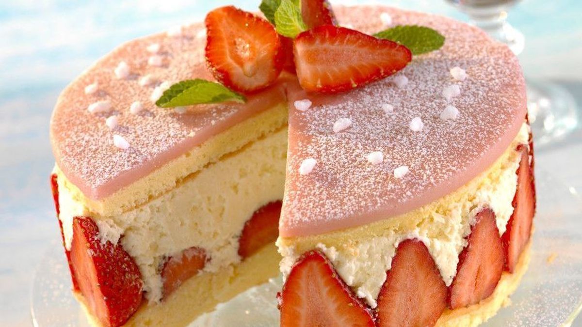 Enie backt: Rezept-Bild Erdbeer-Sahne-Torte