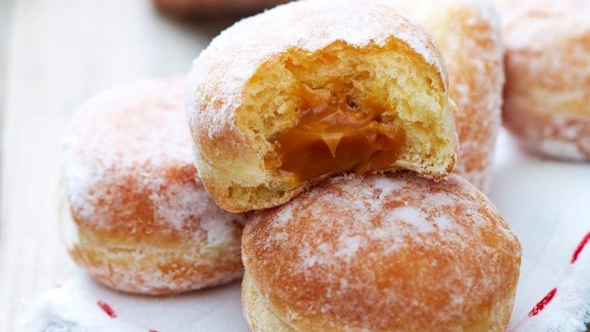 Enie backt: Rezept-Bild Krapfen mit Karamellfüllung							